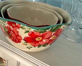 Pioneer Woman, lots and lots of it