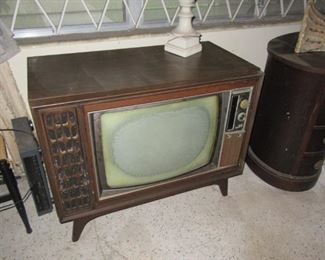 Pawley old tv cabinet