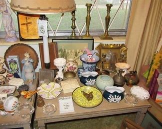 Pawley 2nd table full of stuff