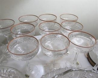 Pawley stemware with gold rim