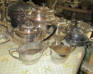 Pawley tea service with inset handle