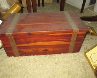 Pawley cedar type mini trunk