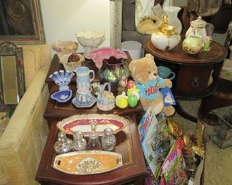 Pawley set of 3 stacking tables with extras