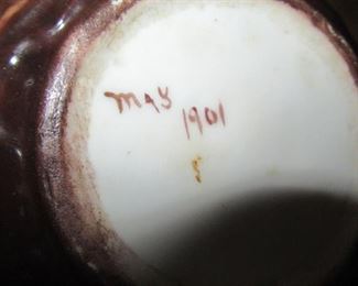 Pawley signature and date of vase