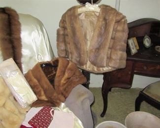 Pawley fur jacket with gloves