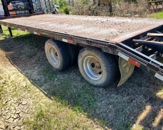 8x20 heavy duty trailer , work ready, date 2009