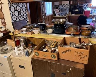 Kitchen miscellaneous.....