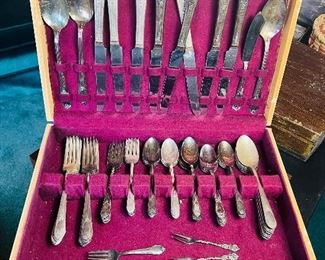 Silver Plated Flatware Set 
