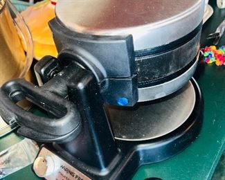 Waffle Maker 