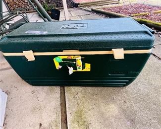 Igloo Large Cooler 