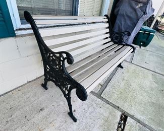 Metal & Wood Outdoor Bench 
