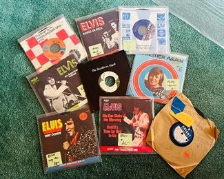Elvis & other 45’s