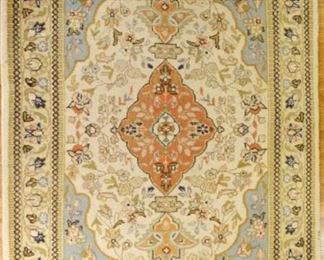 Hand Woven Light Color Area Rug