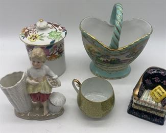  Porcelain/ China/Ceramic Trinkets