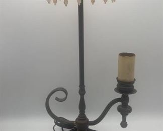 VINTAGE METAL BRASS TONE TABLE LAMP