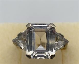 10K White Gold Ring Moissanite Cocktail Sz8