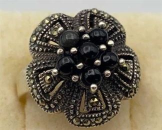 925 Ring Onyx Marcasite Flower Sz7.5