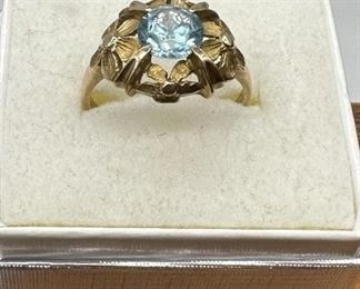 10K Gold Aquamarine Ring Sz 7, 3g