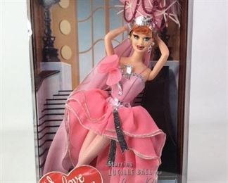 2006 Barbie Collector Lucy Doll #J0878
