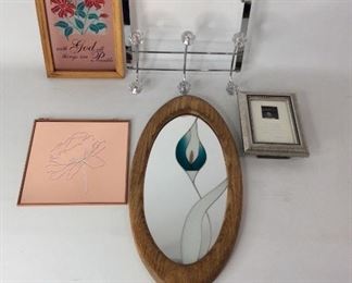 Decorative Wall Accents