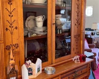 East Lake Country Hutch $200