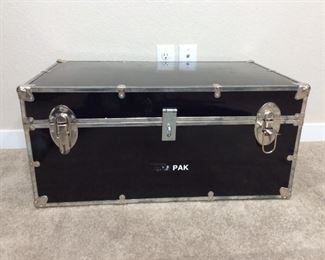 Foor Locker Style Trunk