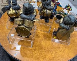 Maitland Smith 4 Piece Bronze Jazz Band Statues On Lucite Stands