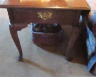 Broyhill End Table