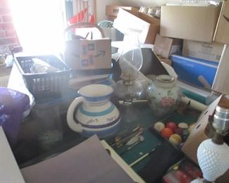 Tons of Vintage Collectibles