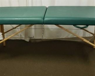 Blue Ridge Green Massage Table 2 of 3 with Extra Bag