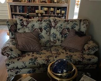 floral love seat