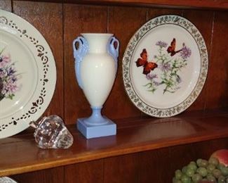 VINTAGE 2 TONE LENOX VASE