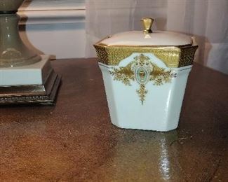 VINTAGE, ANTIQUE GREEN MARK LENOX