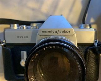 MAMIYA | Sekor 1000 DTL Vintage Camera