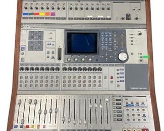 Tascam DM- 3200 MU-1000 Powered Mixer
