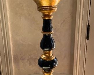 Black & Gold Candleholder.