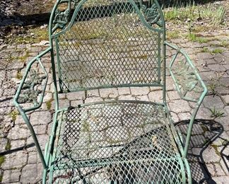 Set of 4 Vintage Woodard Springer Rockers. Photo 3 of 3.