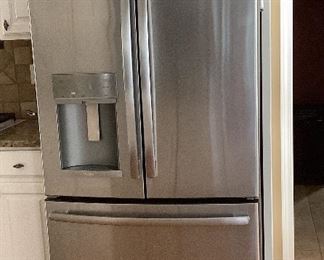 05 GE Fridge