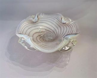 White And Clear Murano Glass Bowl With Lavender Filigree