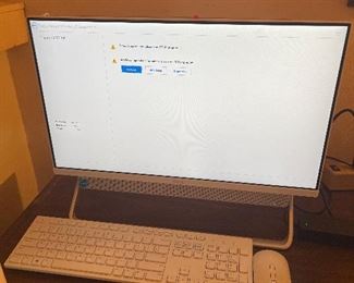 Dell Inspiron 5300 All in one