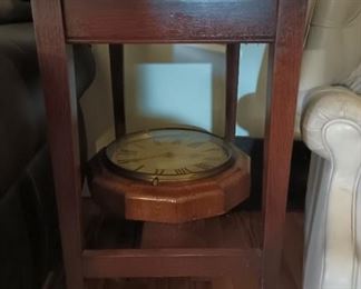 Nice Oak Side Table 