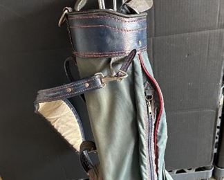 Set Of Walter Hagen Golf Clubs Drivers, Putters, Wedges With Golf Bag