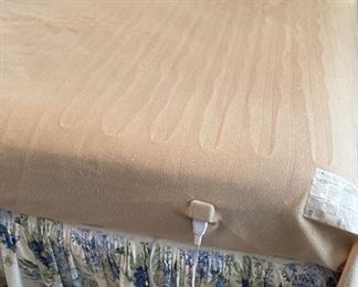 Sleep Number Adjustable KingSized Bed And Frame, Heated Blanket