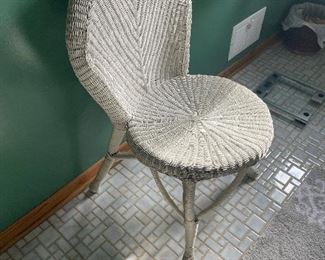 wicker small chair