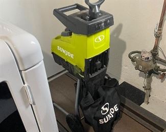 sunjoe wood chipper shredder