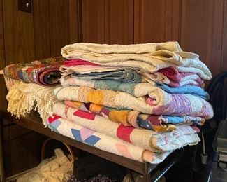 7 vintage hand made quilts 