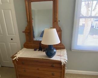 BUY IT NOW! $200 Antique 3-drawer dresser with mirror