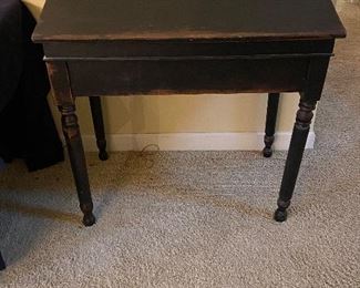 BUY IT NOW! $200 Antique Desk 34.5"w x 20.5"d x 30.25"h