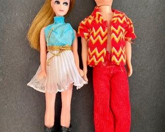 Vintage Mod Era Topper Dawn and Gary Dolls (more clothes available) 