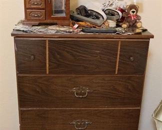 4 Drawer Dresser